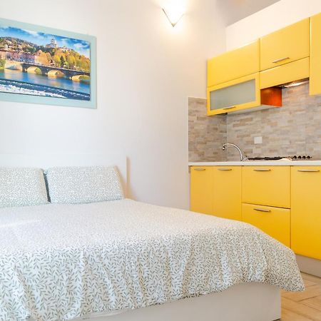 Apartmán La Piccola By Happyhostorino Exteriér fotografie
